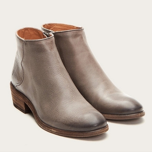 Frye "Carson Piping Bootie" Graphite Grey Leather Ankle Boot | Women's Size 8.5 - Picture 2 of 13